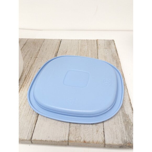 Rubbermaid 3 Qt Servin Saver #6 Sheer Square Canister Storage BLUE Lid - Picture 7 of 10